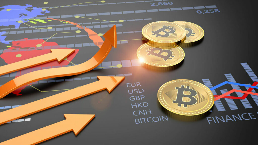Auksinės Bitcoin monetos, kylančios rodyklės ir finansiniai grafikai.