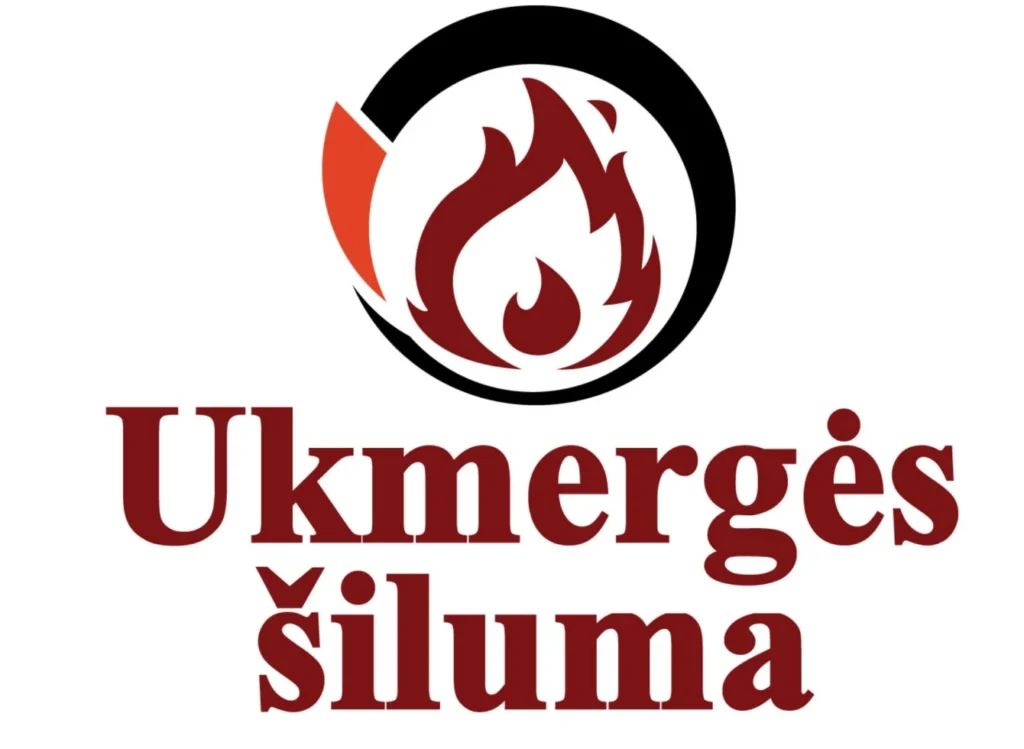 Ukmergės šilumos logotipas: tamsiai raudona, stilizuota liepsna, įrėminta juodu puslankiu, su pavadinimu apačioje.