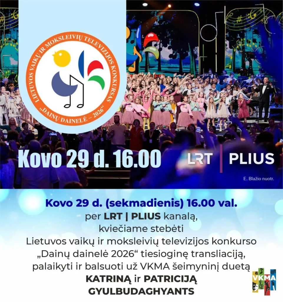 „Dainų dainelės“ plakatas su vaikų choru ryškiai apšviestoje scenoje, logotipu ir informacija apie transliacijos laiką.