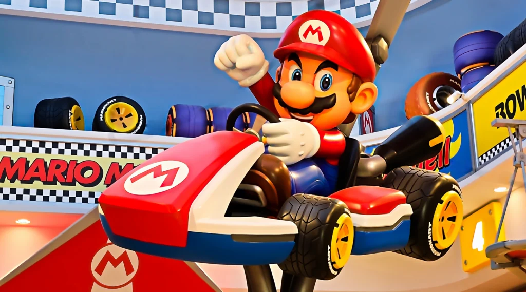 Super Mario figūra lenktyniniame kartinge teminiame pramogų parke