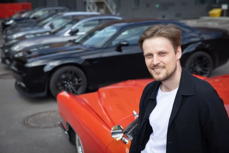 Lietuvoje vairuotojai svajoja apie BMW, bet renkasi kainą