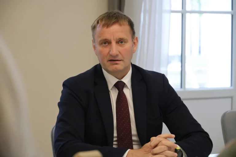 Šiauliai kovoja dėl oro uosto ateities: pavojuje tarptautinis statusas ir investicijos