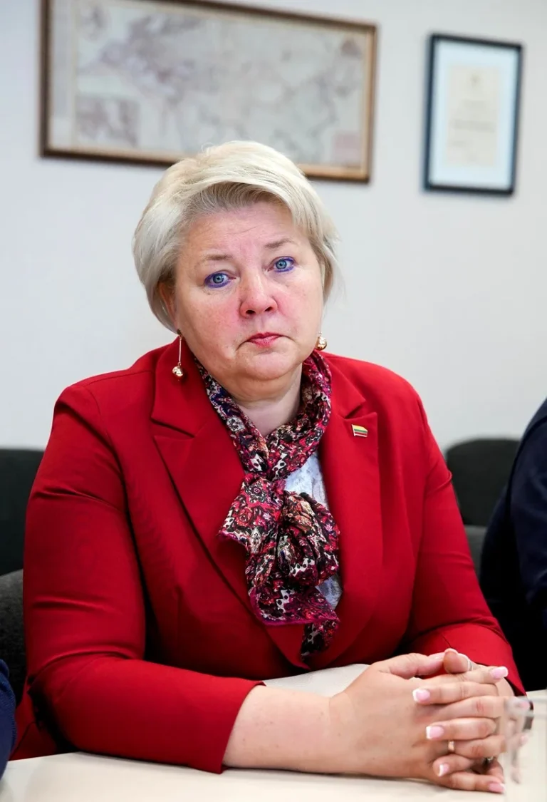 Sveikatos paslaugų ateitis Mažeikiuose: ministrė aptarė finansavimą ir medikų pritraukimą