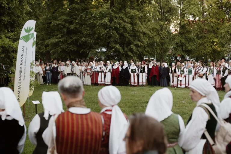 Vilnius šią savaitę skambės folkloru nuo Neries iki aikščių