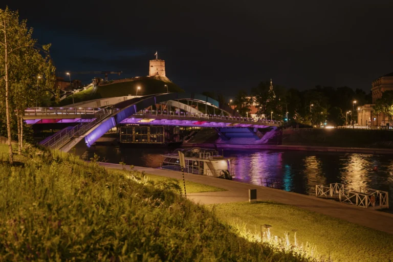 Vilnius skelbia rožinį savaitgalį: šaltibarščių žemėlapyje – per 300 pramogų vietų