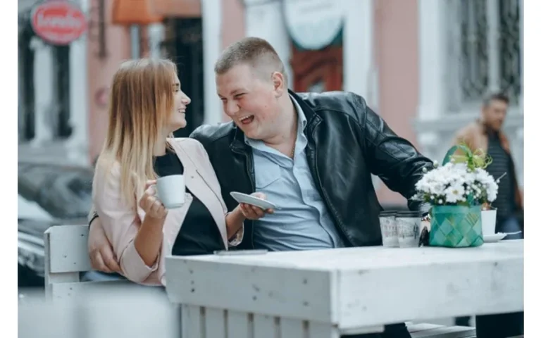 Kas yra nulinis pasimatymas ir kodėl jį renkasi vis daugiau žmonių