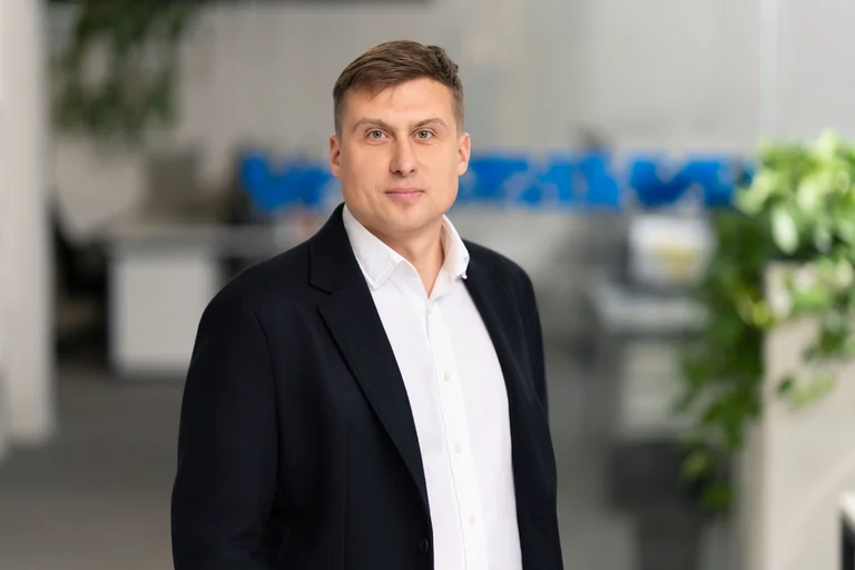 Vasaros karščiai: kaip apsaugoti siuntas paštomatuose