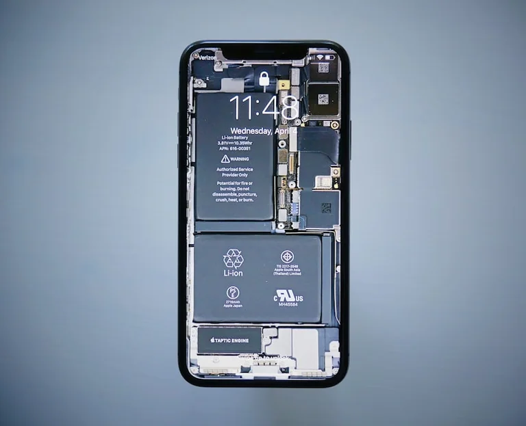 Vienas telefono mygtukas, kurį verta prisiminti, kai baterija senka per greita