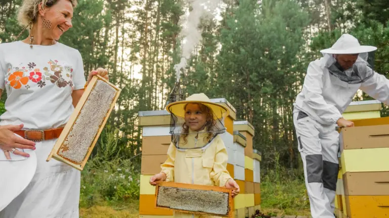 Erika Kilkuvienė Dzūkijoje atrado šeimos bitininkystės kelią